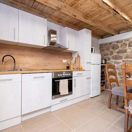 Didovi Dvori * Seline