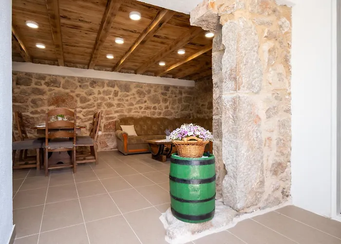 Didovi Dvori Seline