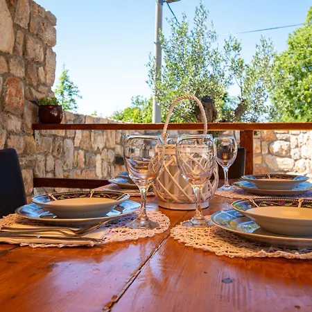 Didovi Dvori Vila Seline