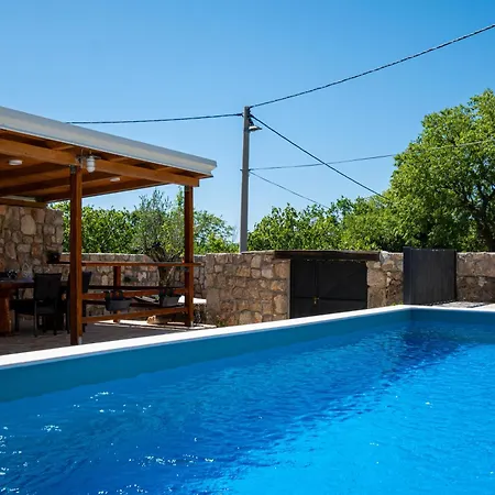 Didovi Dvori Villa