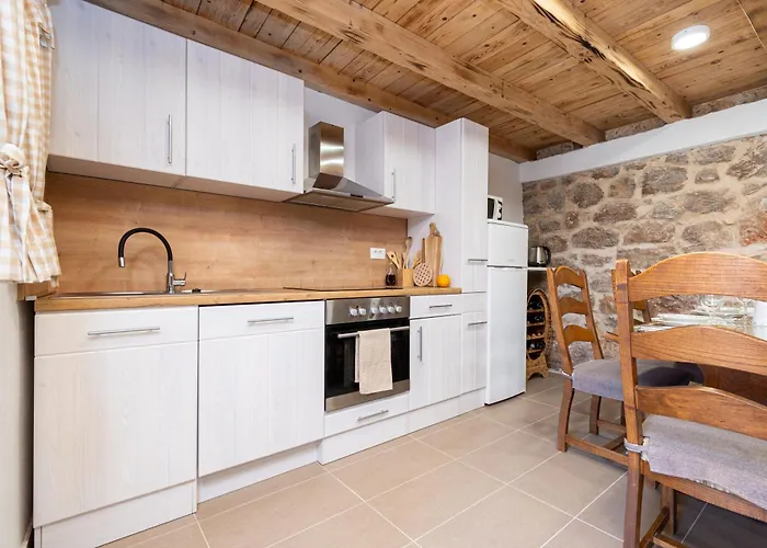 Didovi Dvori * Seline