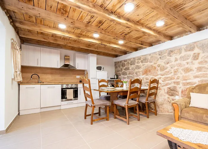 Villa Didovi Dvori *