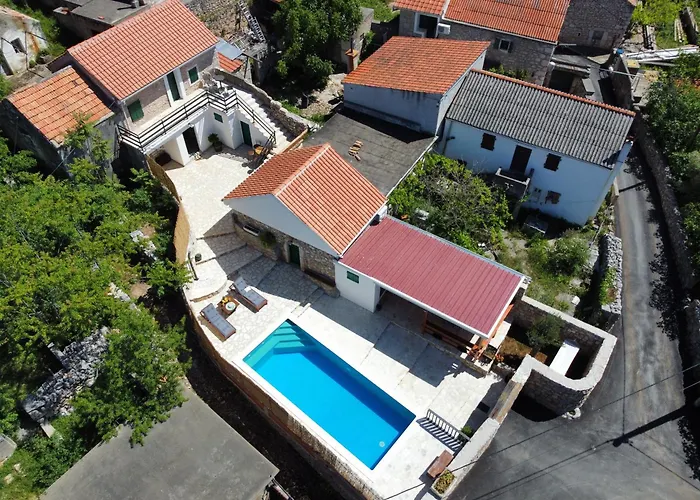 Didovi Dvori Villa *